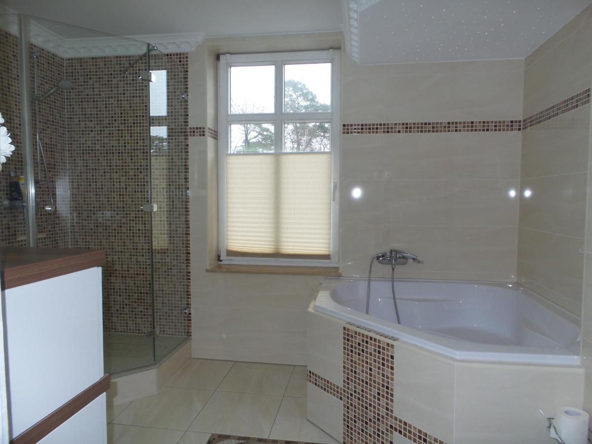 Strandnahe Fewo Mit 3 Schlafzimmern Und Balkon, Villa Vergissmeinnicht 02, بينز المظهر الخارجي الصورة